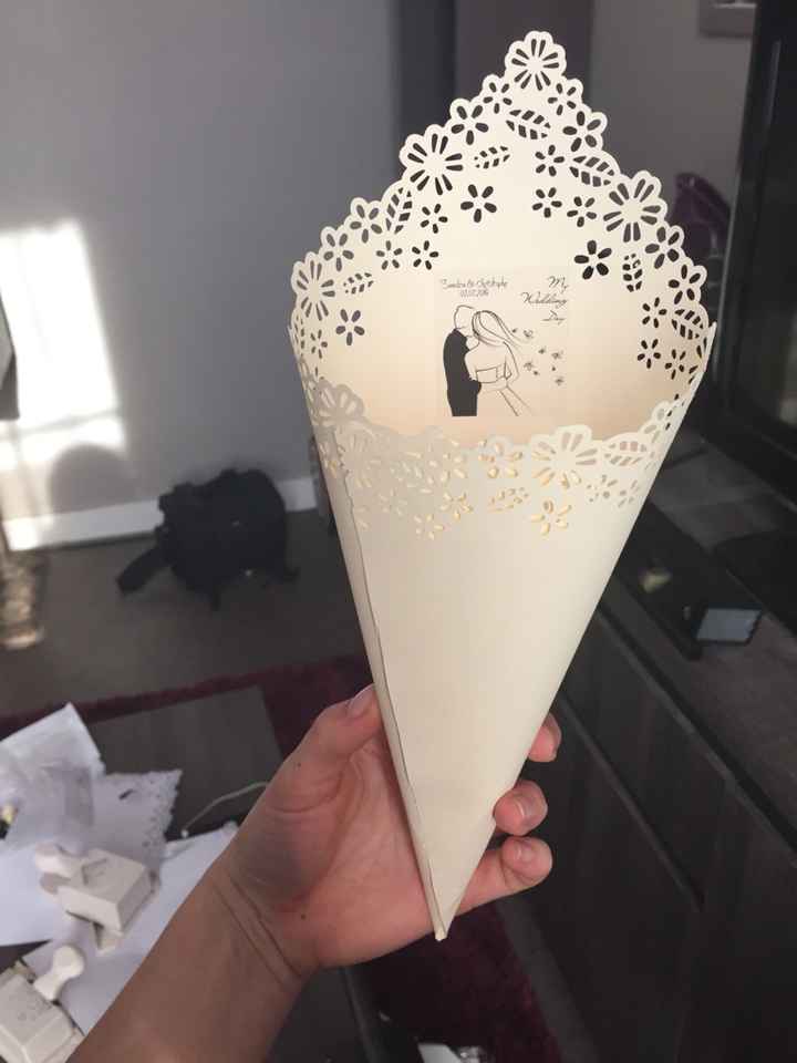 Cornet a petales - 1