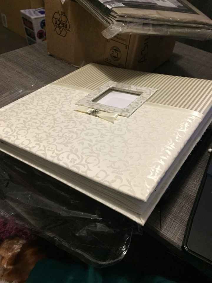 J'ai reçu mon livre d'or - 1