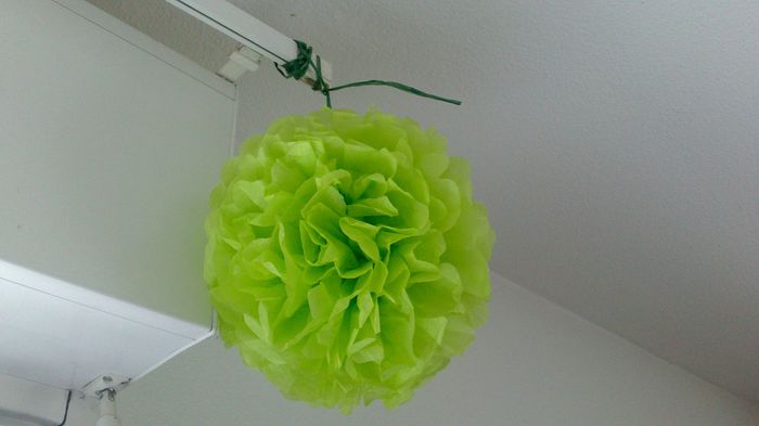 pompon en papier de soie