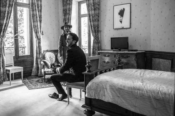 Mari et témoin prêt