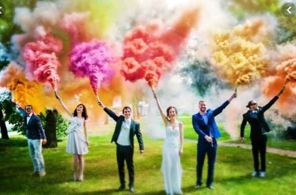 Fumigènes aux couleurs de ton mariage