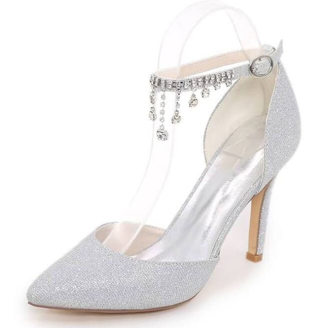  a la recherche des chaussures - 3
