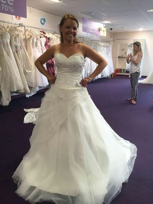 Robe chez point mariage - 1