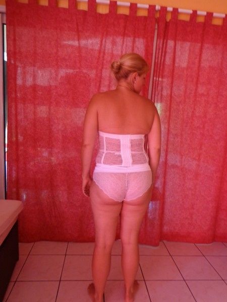 lingerie mariage de dos