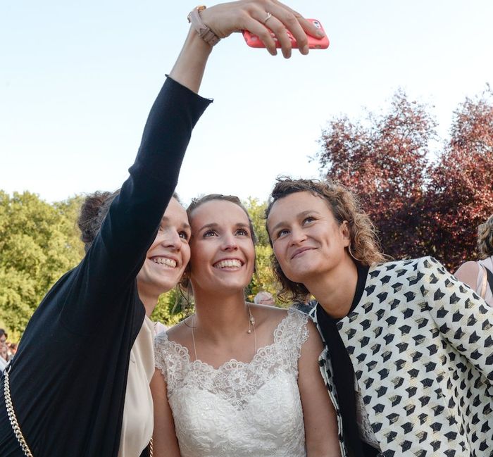 le derrière qui vient devant...