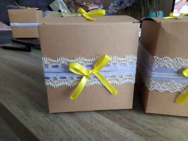  Boîte cadeau pour invités vh - 1