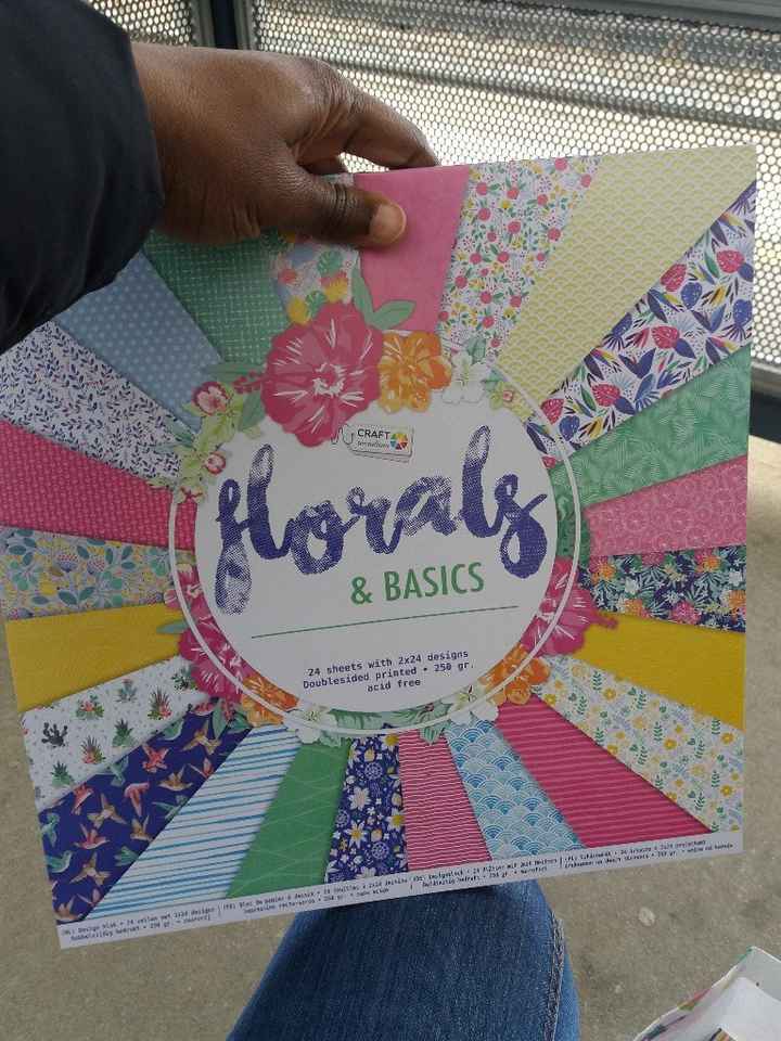 carnet de feuilles cartonnées décorées format genre A4