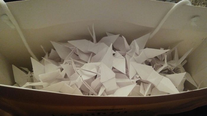 Guirlandes de grues en origami. - 2