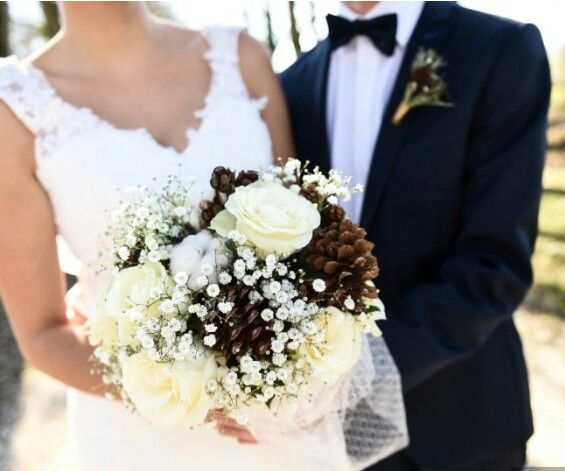 Inspiration pomme de pin pour les mariages d'automne et hiver - 3
