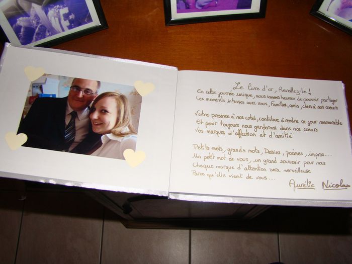 Intérieur du livre d'or