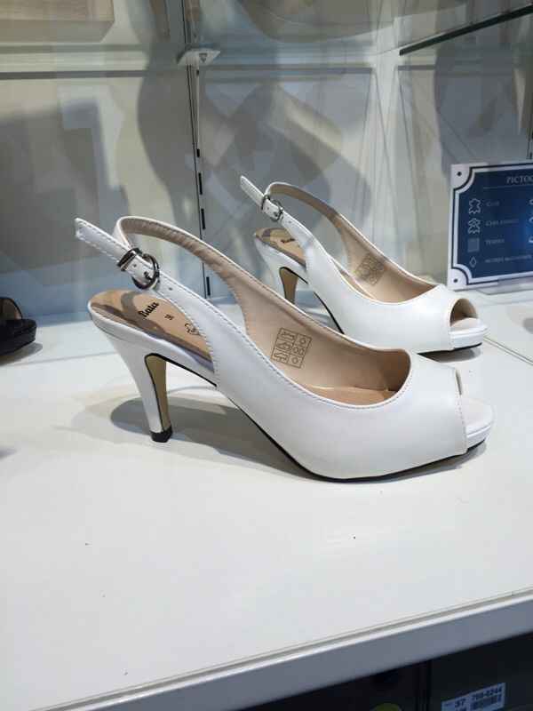 Help photo de vos chaussures svp - 1