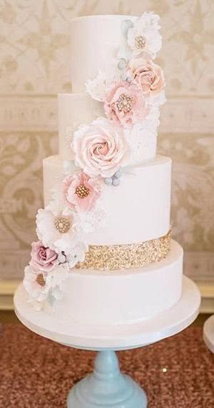 Le wedding cake 🌸🌼 3