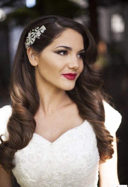 Ma future coiffure idem pour le maquillage. 