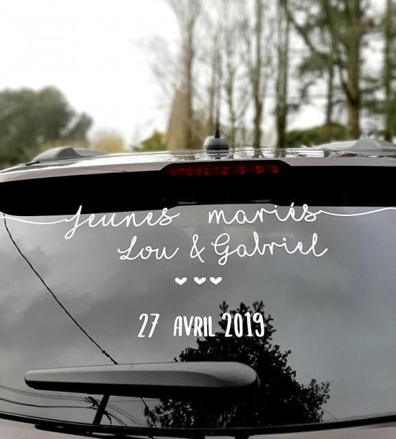 Deco de la voiture des mariés ! 🎀 5