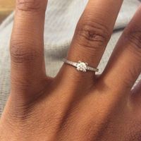 Avez-vous publié une photo de votre bague de fiançailles ? - 1
