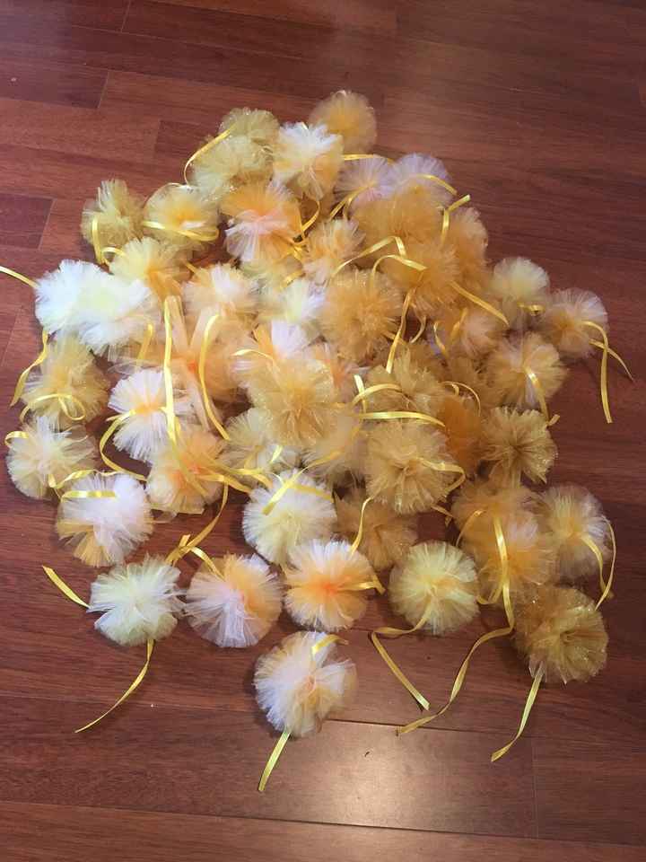 Suite des pompons dorés diy - 1