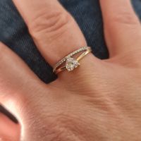 Ta bague de fiançailles sur le Pinterest de Mariages.net ça t'intéresse ? ❤️ - 1