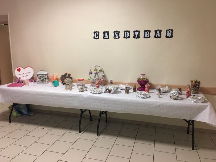 Sayez ! C’est le Jour j ! Décoration de la salle faite :) . - 7