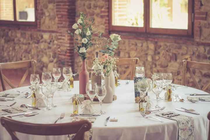 Serviette de table en tissus - 1