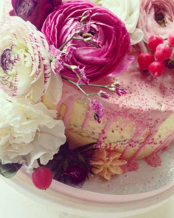 PENNY WEDDING CAKE