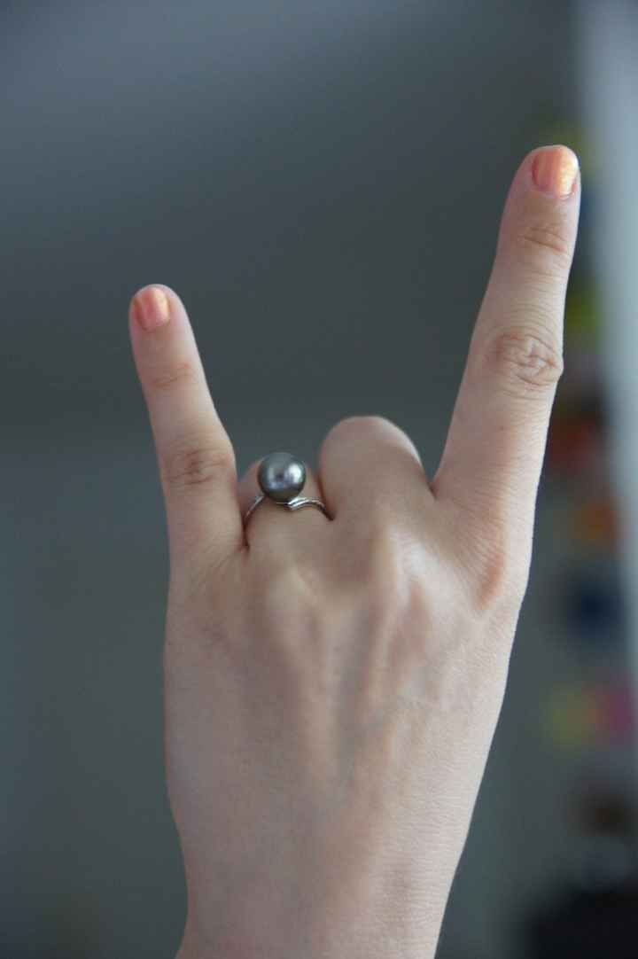 Ma jolie bague de fiançailles que j'aime d'amour!