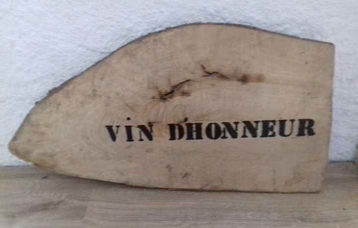 Panneau directionnel vin d'honneur