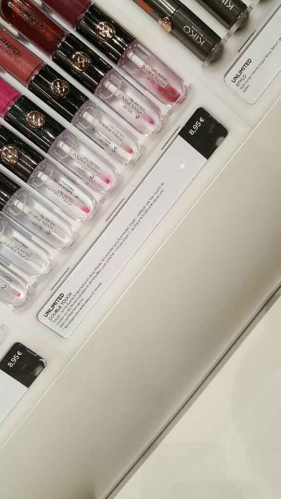 Choix du rouge à lèvres. ..? - 1