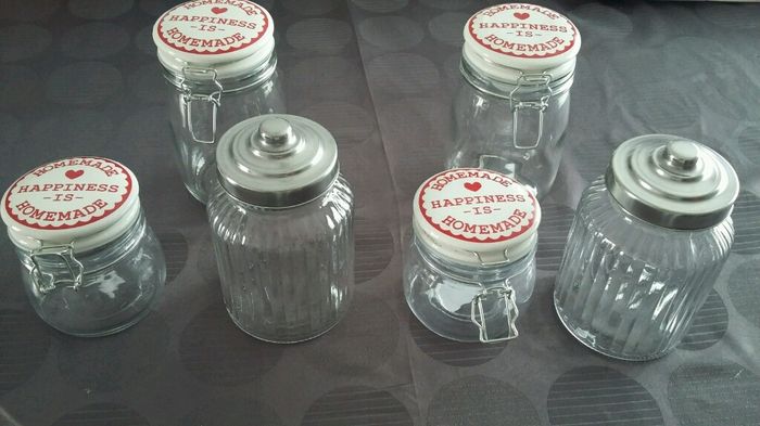 Action candy bar - 1