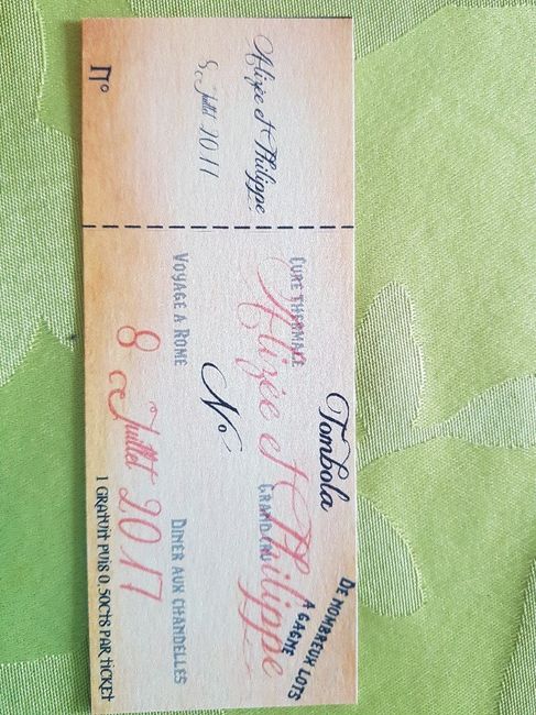 Ticket de tombola et gage jeu des 12 mois. - 1