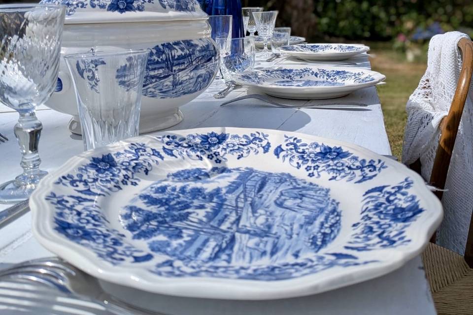 Assiette bleu