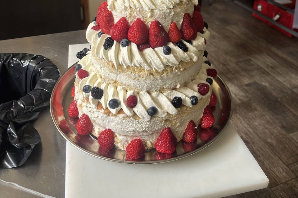 Nude cake au fruit rouge