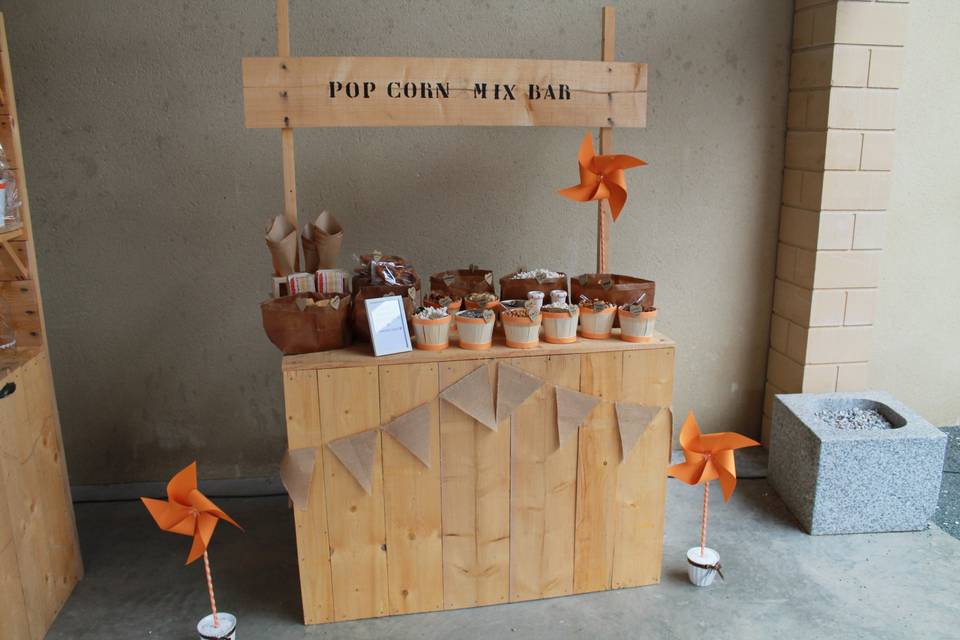 Pop corn bar