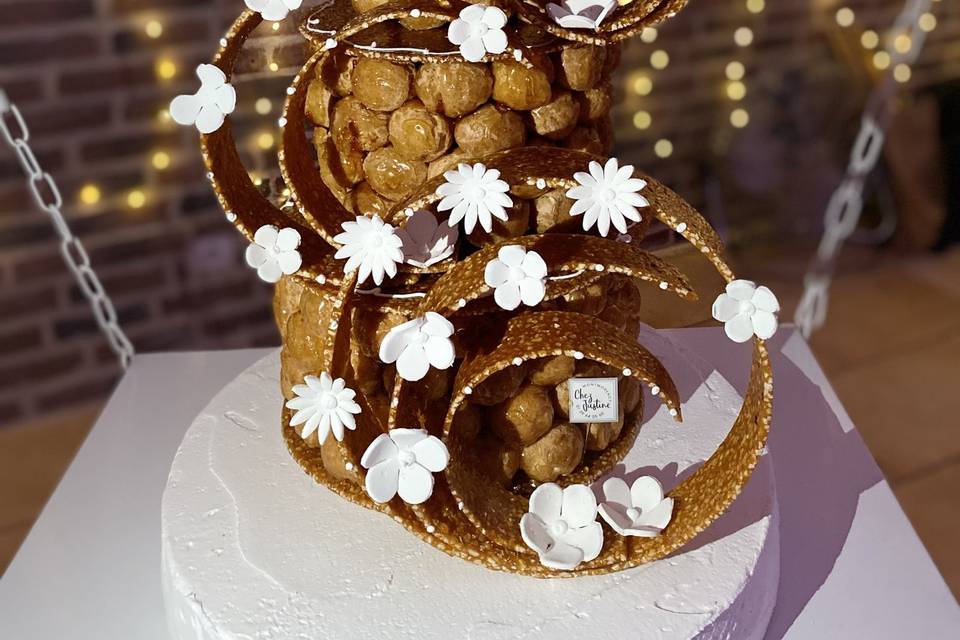 Croquembouche