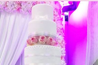 Wedding cake fleuri