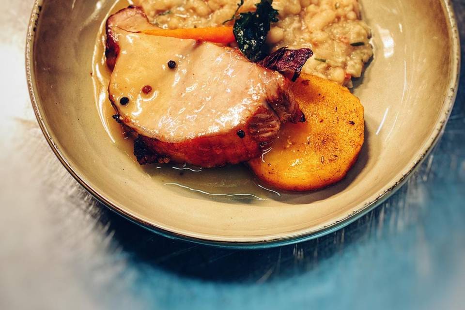 Roti de veau cuit en base