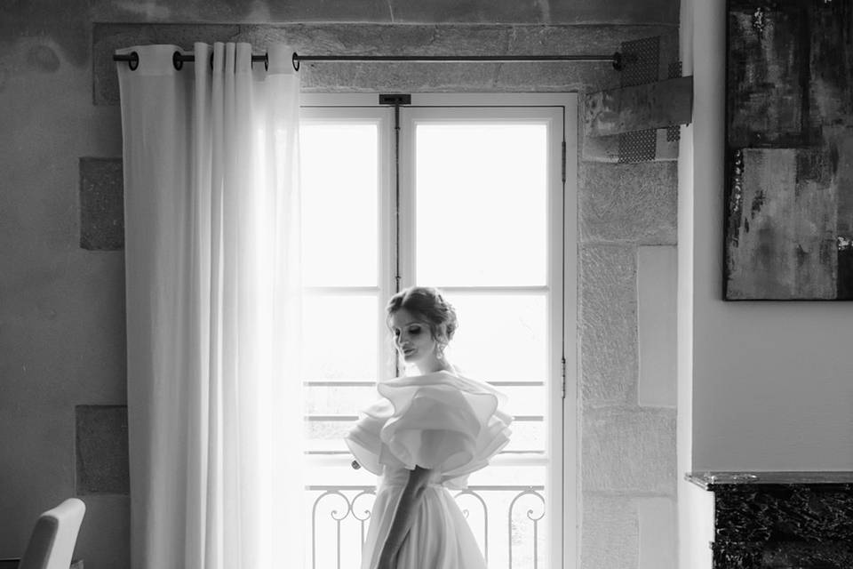 Bridgerton N & B robe