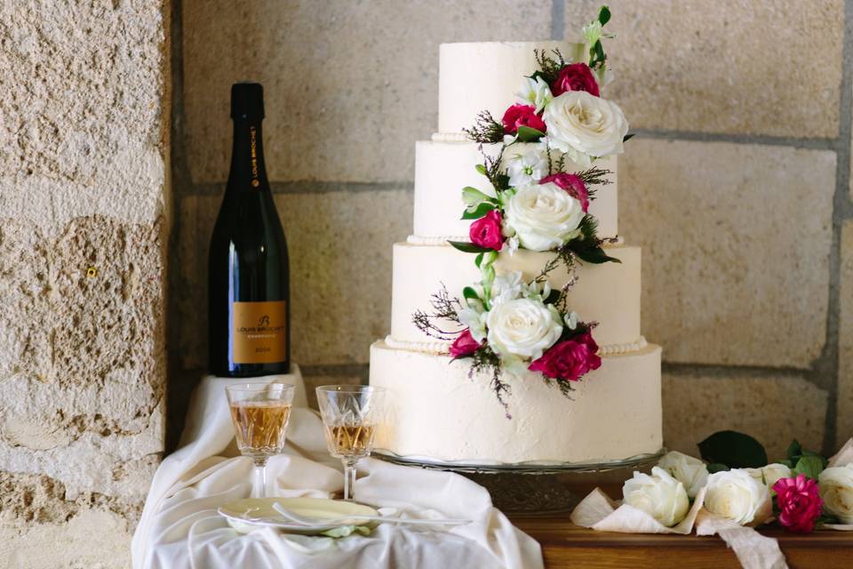 Wedding cake floral