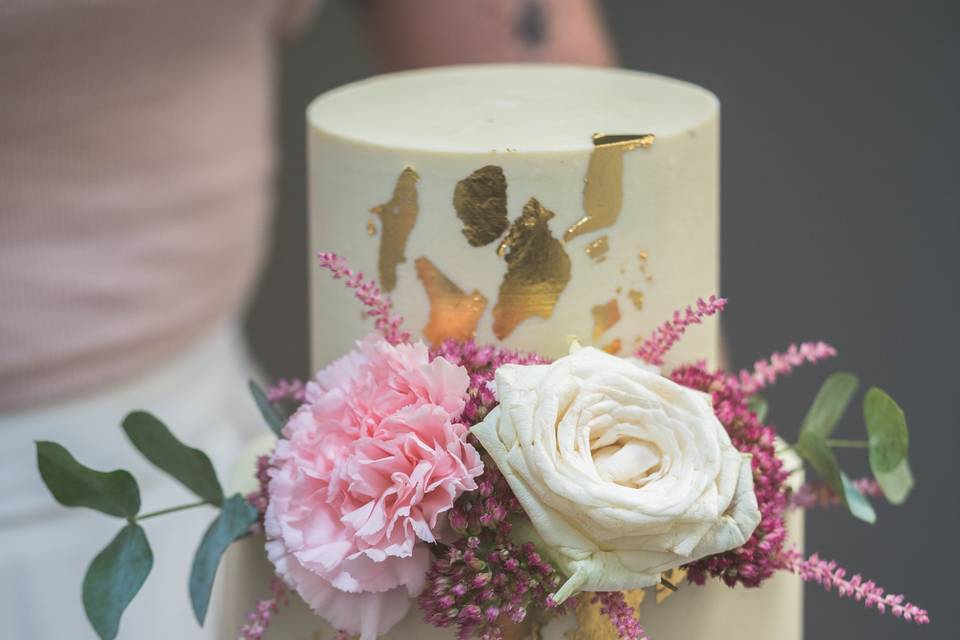 Wedding cake floral