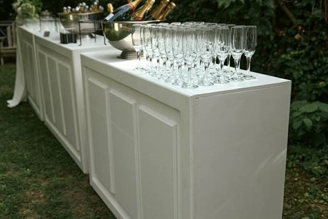 Bars à moulures blanc