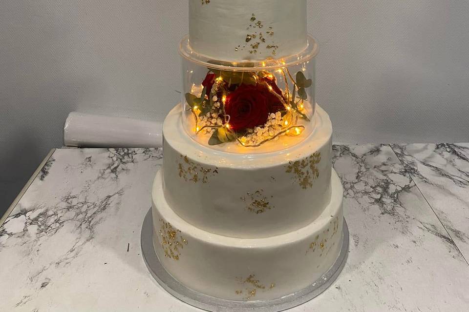 Cake disgn et boîte transparen