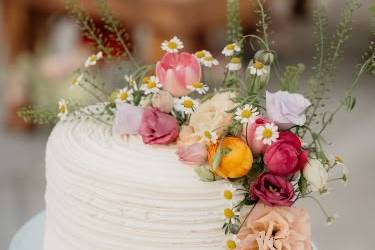 Spring wedding cake