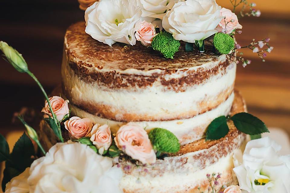 Naked cake