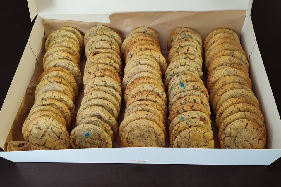 Grande boite de petits cookies