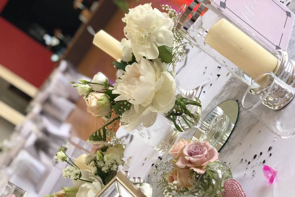 Mariage chic rose et blanc