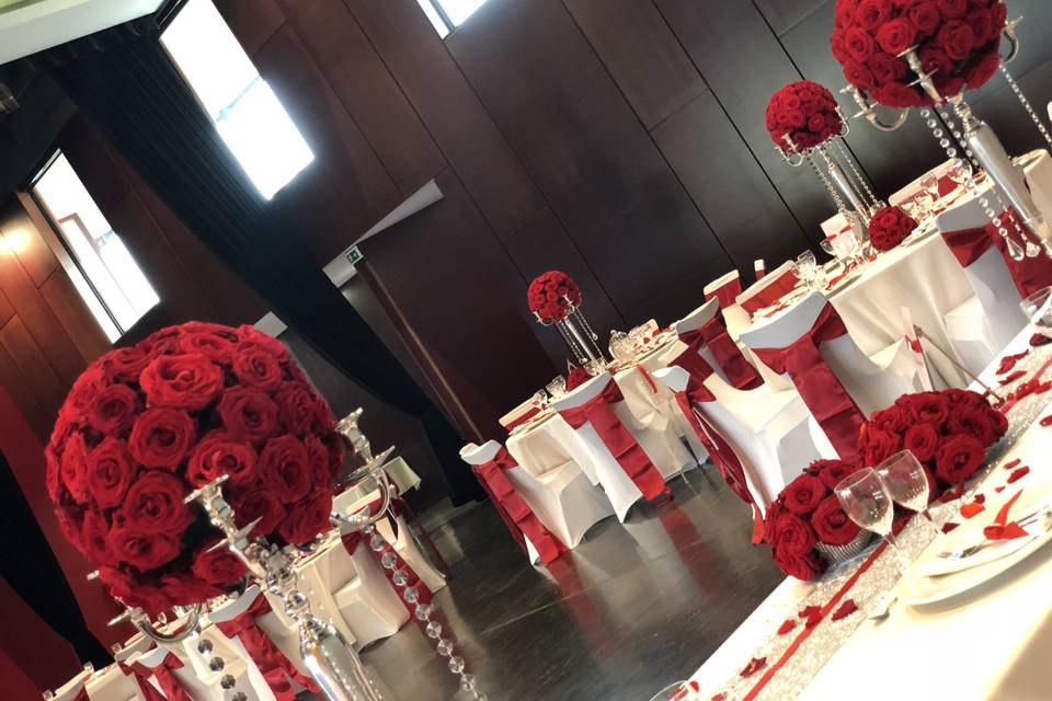 Mariage passion roses rouges