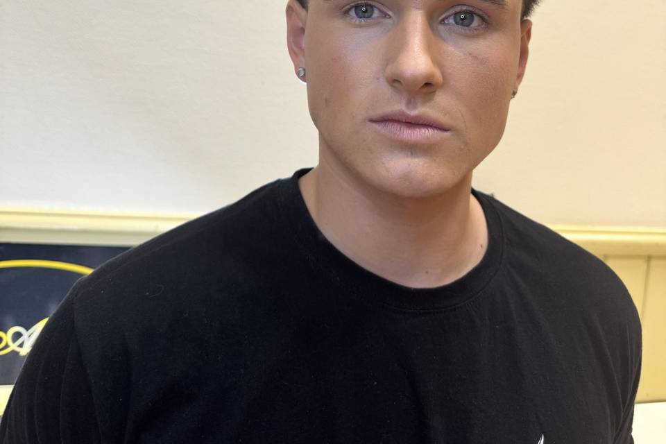 Maquillage 1er dauphin Mister
