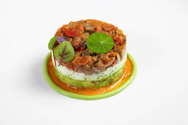 Tartare de boeuf et avocat