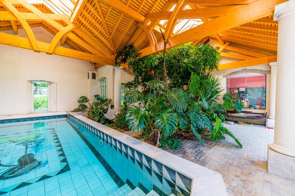 Piscine & salon de thé