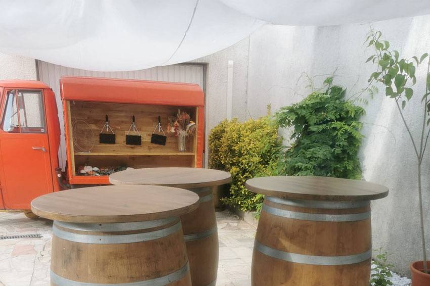 Tonneaux, coin convivial