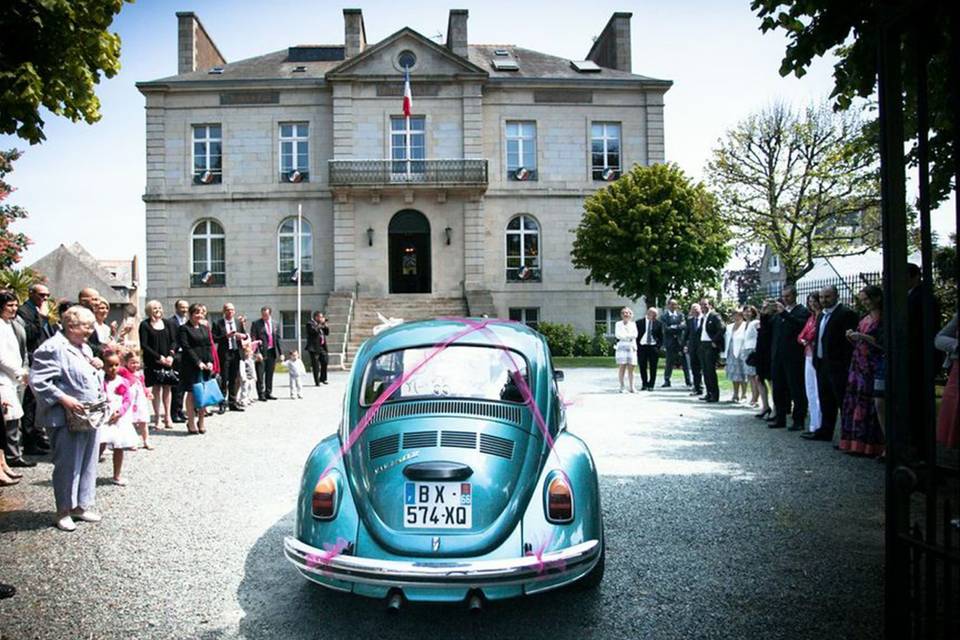 Arrivée à la Mairie Mariage